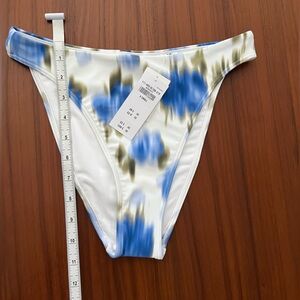 Abercrombie & Fitch Blue patterned Bikini Bottom sz XS NWT
